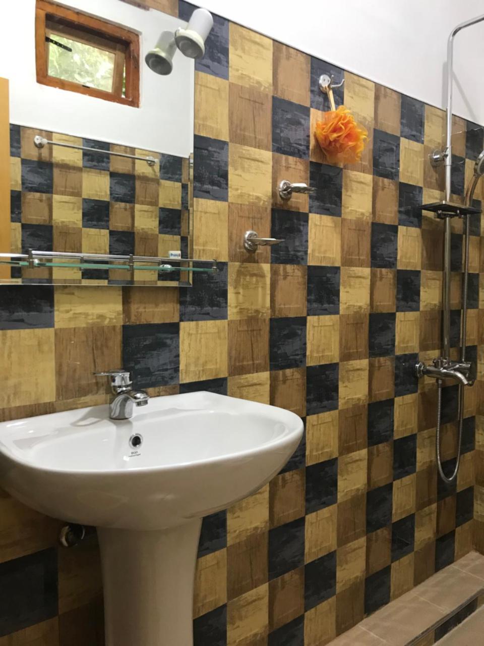 Peters Inn Ella Kültér fotó