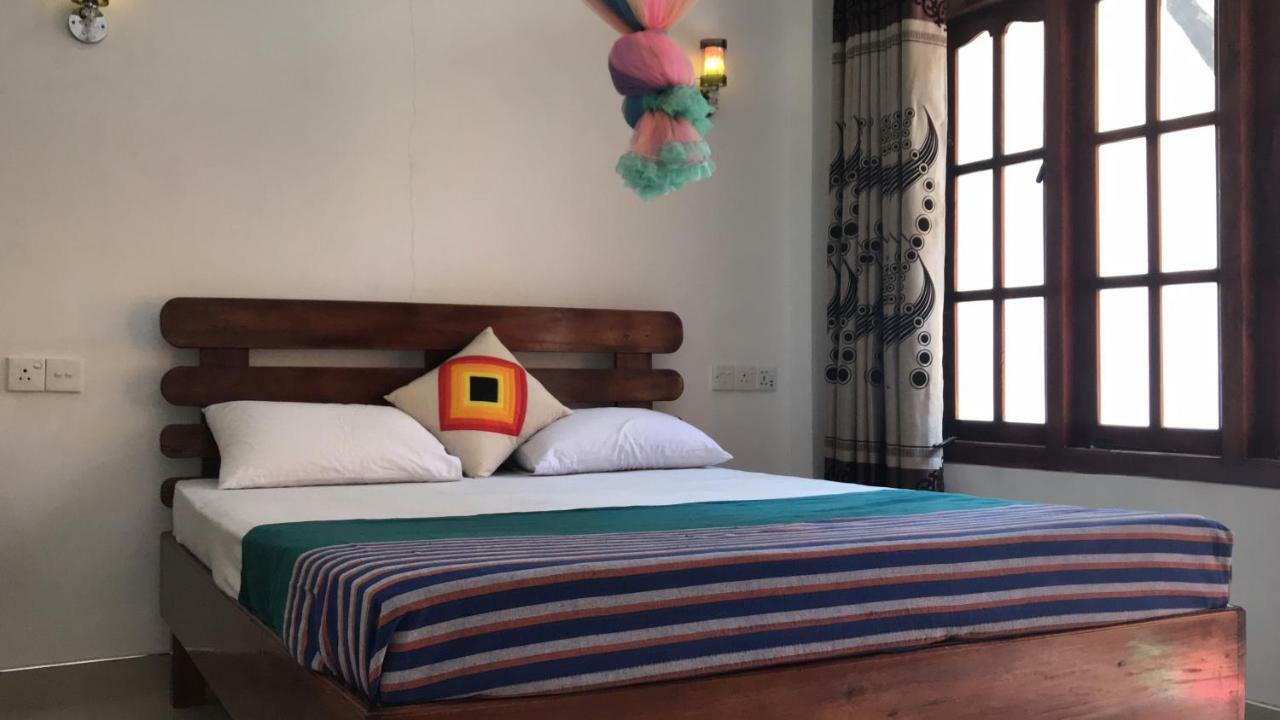 Peters Inn Ella Kültér fotó